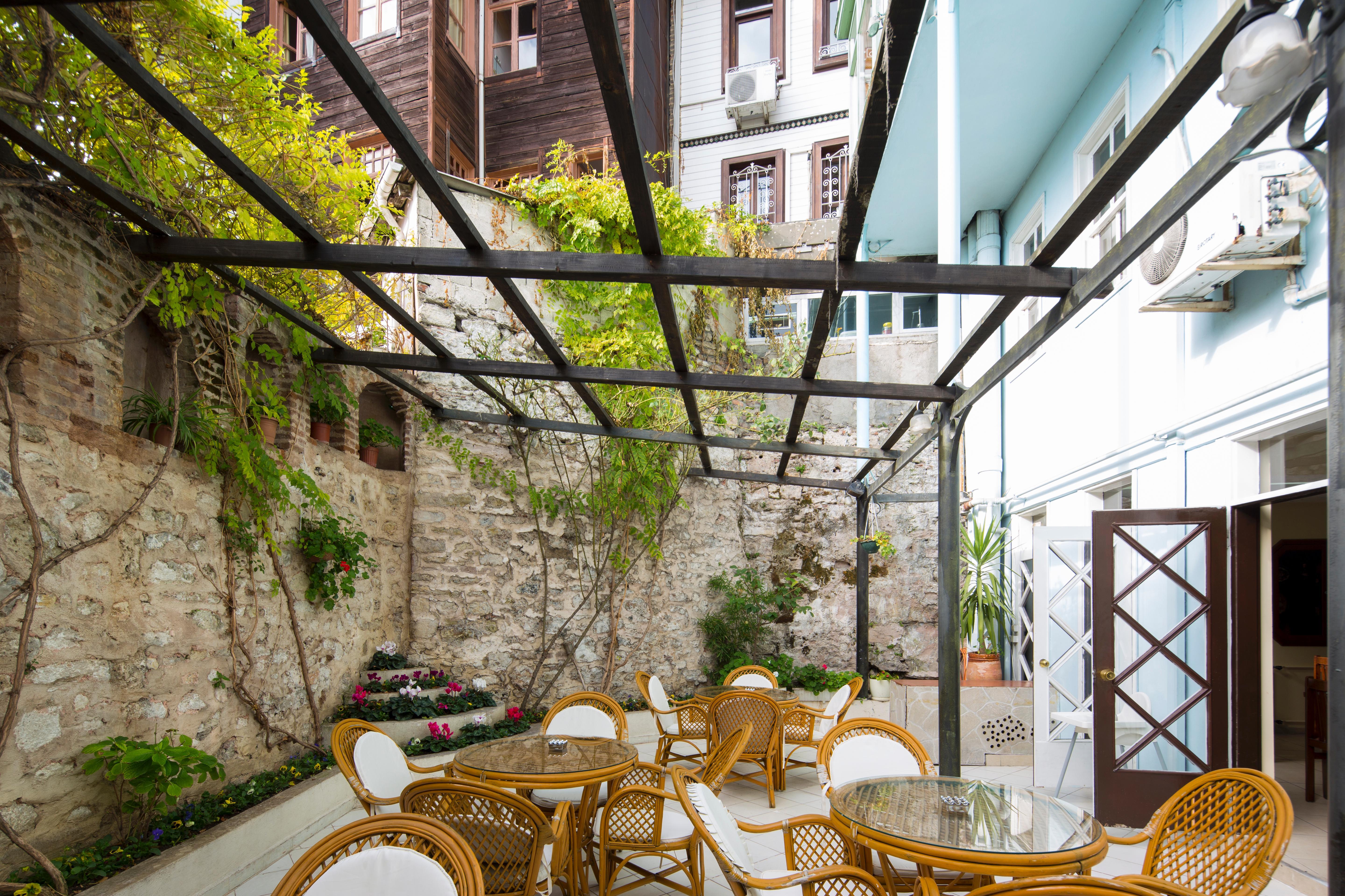 Hotel Historia-Special Category Istanbul Exterior photo